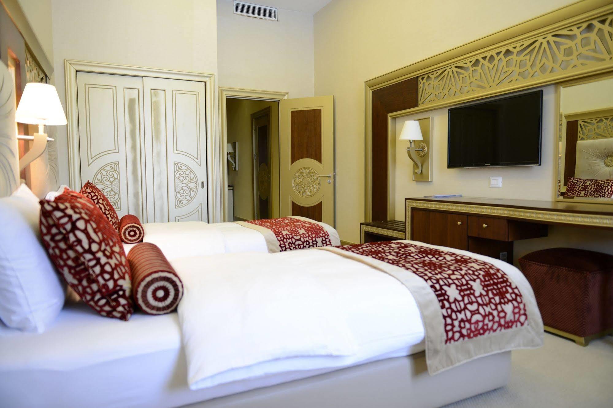 Qafqaz Karvansaray Hotel Габала Экстерьер фото